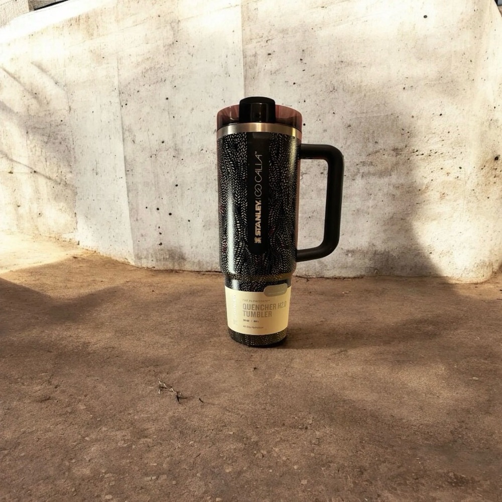 Stanley Go Tumbler - Black and Silver